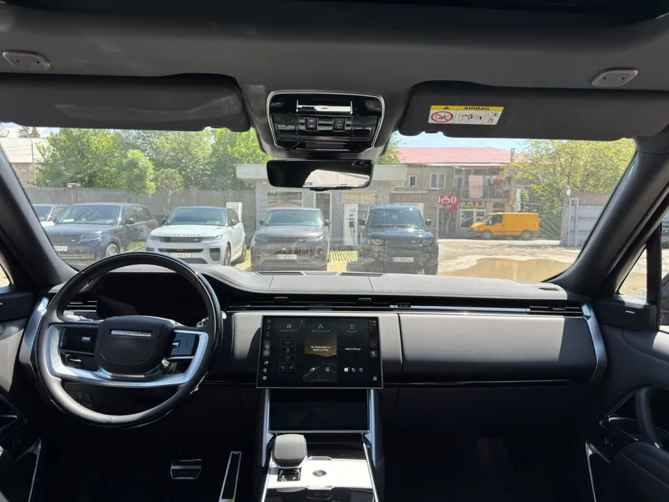 Land Rover Range Rover 2025 — миниатюра 3