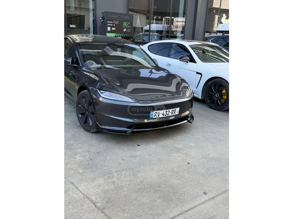 Tesla Model 3 2024 — миниатюра 4