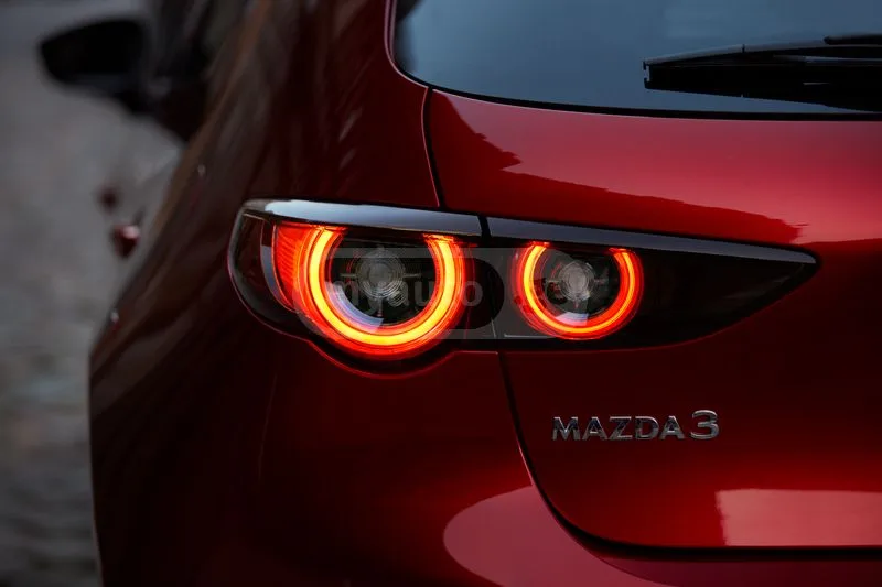 Mazda Mazda 3 2025 — миниатюра 2