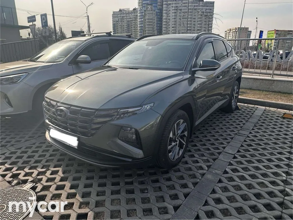 Hyundai Tucson 2023 — фото 1, купить с доставкой в Москву