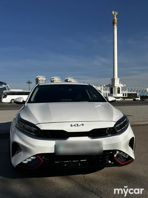 Kia Cerato 2023 купить в Москве