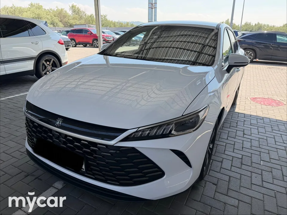 BYD Qin Plus 2025 — фото 1, купить с доставкой в Москву