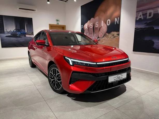 JAC J7 2025 — фото 1, купить с доставкой в Москву