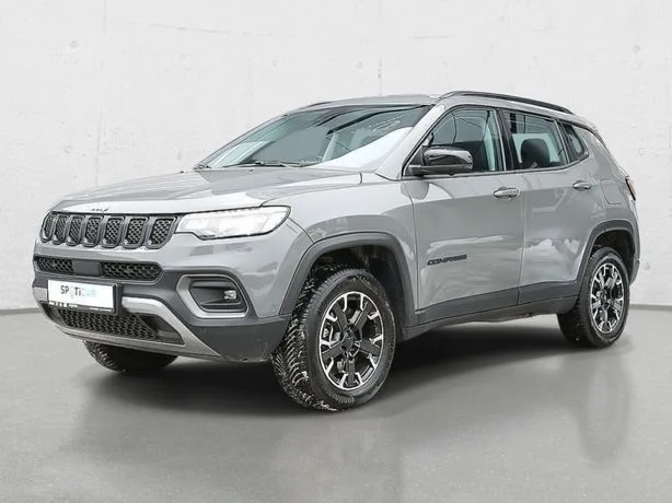 Jeep Compass 2024 — фото 1, купить с доставкой в Москву