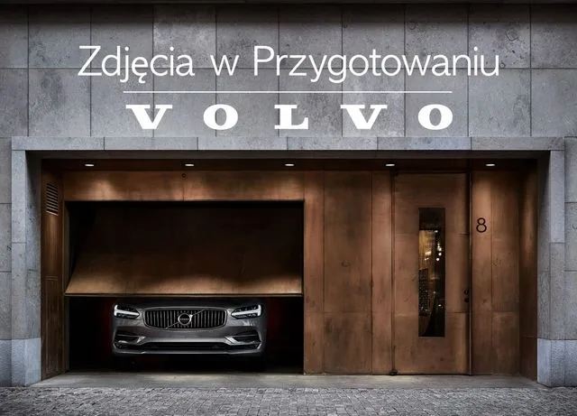 Volvo XC 40 2025 — фото 1, купить с доставкой в Москву