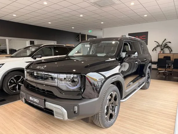 BAIC BJ30 BJ30e 1.5T DHT 4x4 HEV 2025 — фото 1, купить с доставкой в Москву