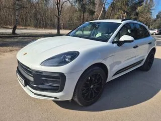 Porsche Macan 2022 — фото 1, купить с доставкой в Москву