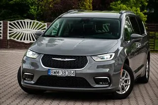 Chrysler Pacifica 2022 — фото 1, купить с доставкой в Москву