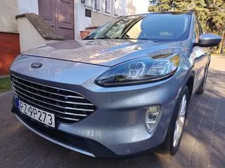 Ford Escape 2.0 EcoBoost AWD Titanium 2022 — фото 1, купить с доставкой в Москву