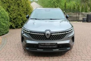 Renault Austral 2025 — фото 1, купить с доставкой в Москву