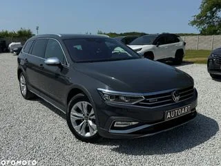 Volkswagen Passat Alltrack 2.0 TDI SCR DSG 4Motion 2022 — фото 1, купить с доставкой в Москву