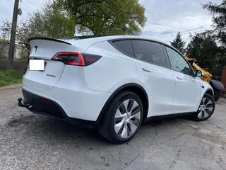 Tesla Model Y Long Range Dual Motor AWD 2022 — фото 1, купить с доставкой в Москву