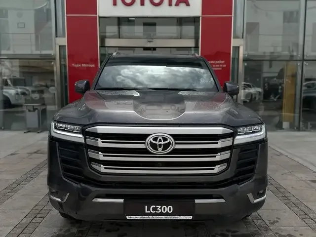 Toyota Land Cruiser 2026 — фото 1, купить с доставкой в Москву