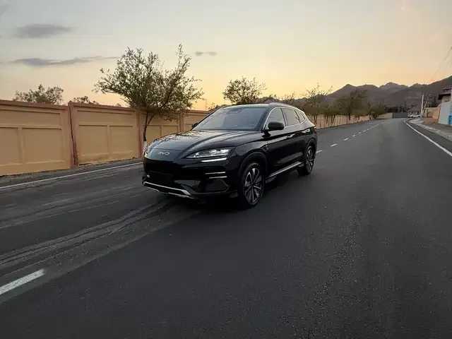 BYD Song Plus 2025 — фото 1, купить с доставкой в Москву