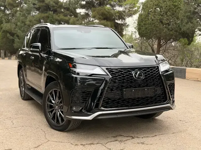 Lexus LX Series 2024 — фото 1, купить с доставкой в Москву