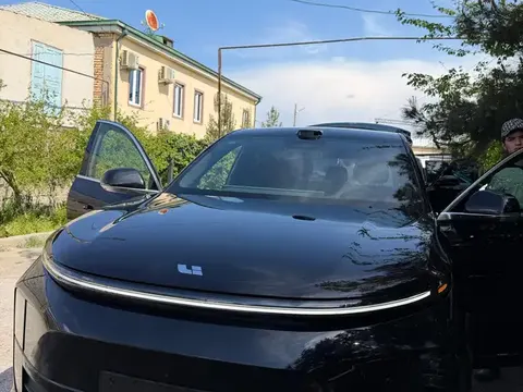 Li Auto (LiXiang) L6 2025 купить в Москве