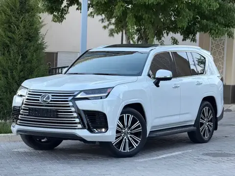 Lexus LX Series 2023 купить в Москве