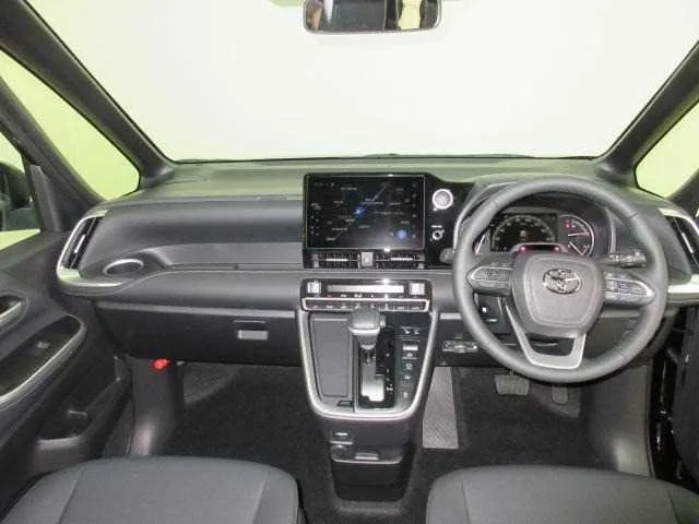 Toyota Noah 2023 — миниатюра 3