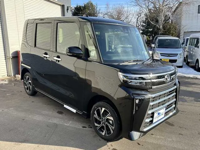 Daihatsu Tanto Custom 2022 — миниатюра 4