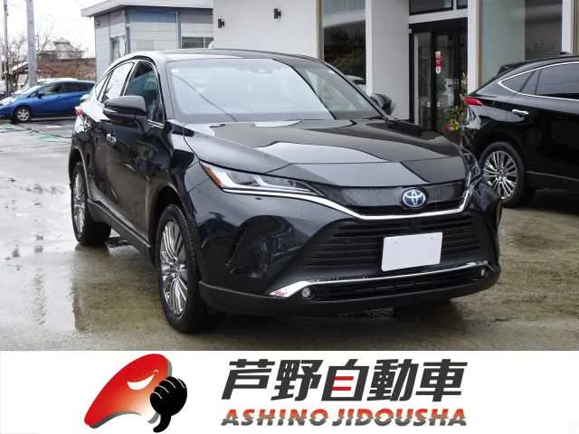 Toyota Harrier 2024 — фото 1, купить с доставкой в Москву