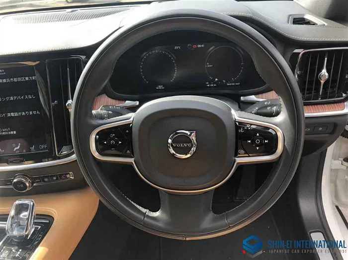 Volvo S60 T6 Recharge PlugIn Hybrid T6 AWD Inscription/Sunr 2022 — миниатюра 4
