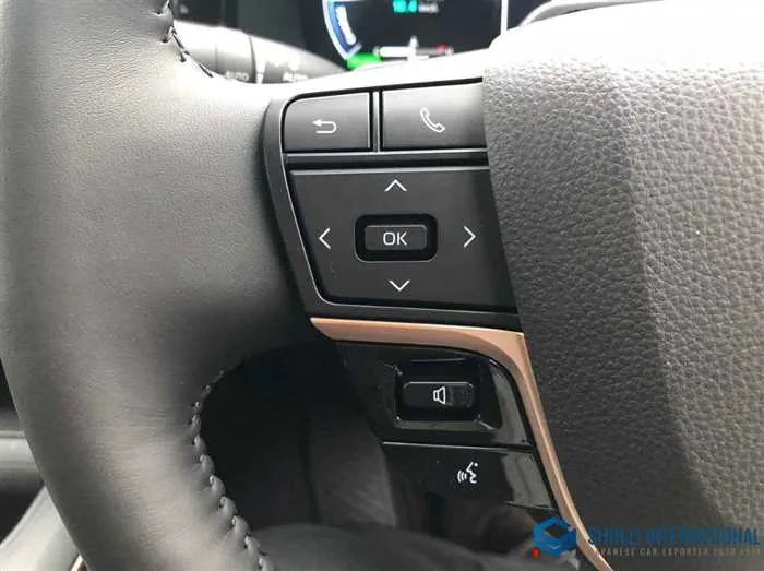 Toyota Crown 2.4 RS Advance E-Four 4WD/Sunroof 2023 — миниатюра 4