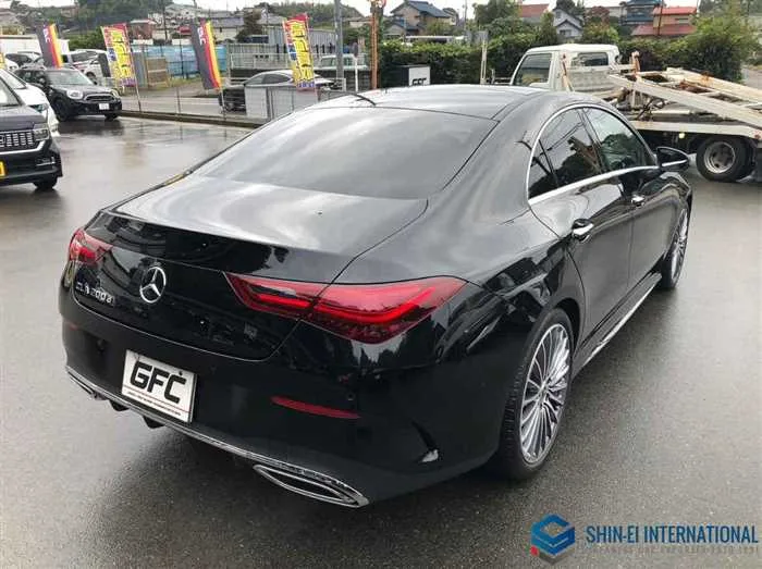 Mercedes-Benz CLA-CLASS CLA200d AMG Line-PKG/Panoramic SR 2024 — миниатюра 2
