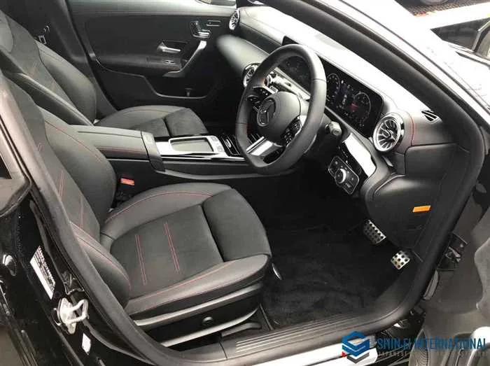 Mercedes-Benz CLA-CLASS CLA200d AMG Line-PKG/Panoramic SR 2024 — миниатюра 5