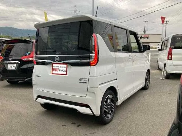 Nissan ROOX 2024 — миниатюра 2