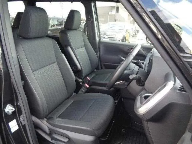 Toyota Noah 2022 — миниатюра 5