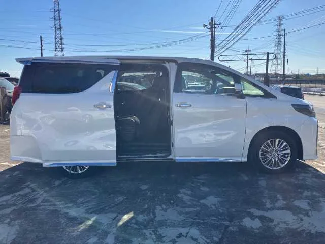 Toyota Alphard G 2022 — миниатюра 4