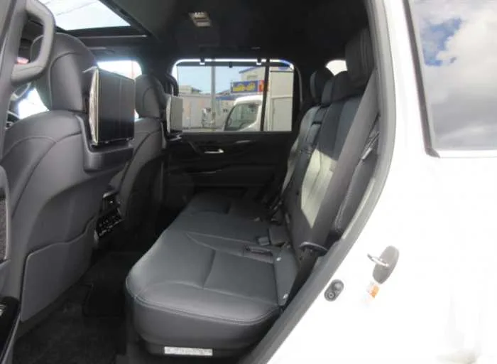 Lexus LX LX600, MARK LEVINSON, COOL BOX 2023 — миниатюра 4