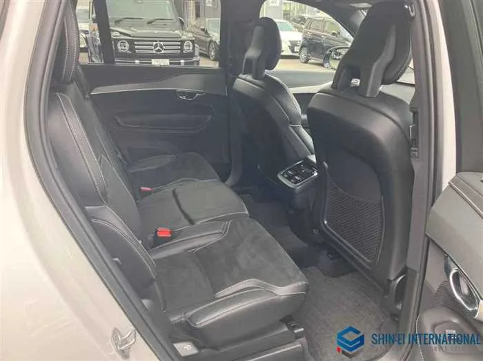 Volvo XC90 B6 AWD R-Design 4WD 2022 — миниатюра 3