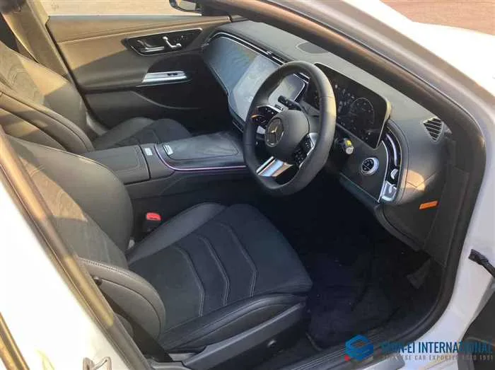 Mercedes-Benz E-Class E220d wagon AvantGarde AMG-L(ISG) 2024 — миниатюра 5