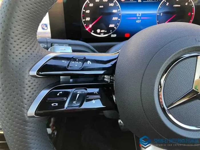 Mercedes-Benz A-Class AMG Line/Panoramic SR,Leather EXC PKG 2024 — миниатюра 4
