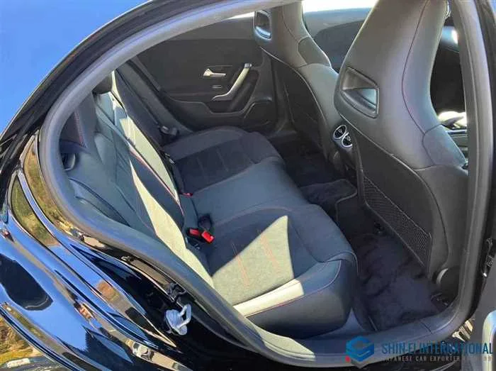 Mercedes-Benz A-Class AMG Line 2023 — миниатюра 5