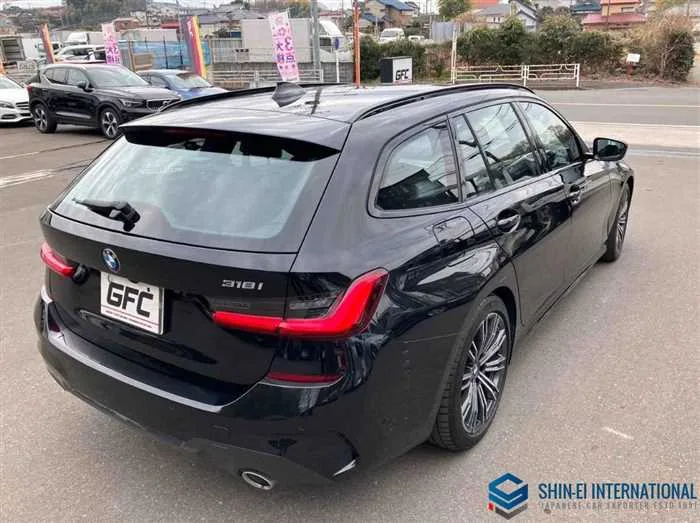 BMW 3 Series 318i Touring M-Sport/ACC 2022 — миниатюра 2