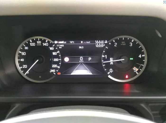 Land Rover Defender 130 2023 — миниатюра 3