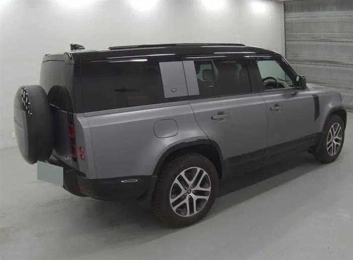 Land Rover Defender 130 2023 — миниатюра 4