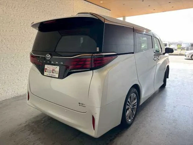 Toyota Alphard G 2023 — миниатюра 2
