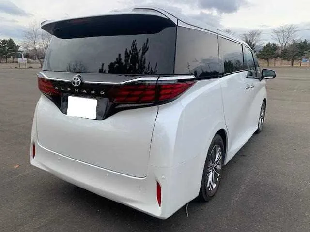 Toyota Alphard G 2024 — миниатюра 3