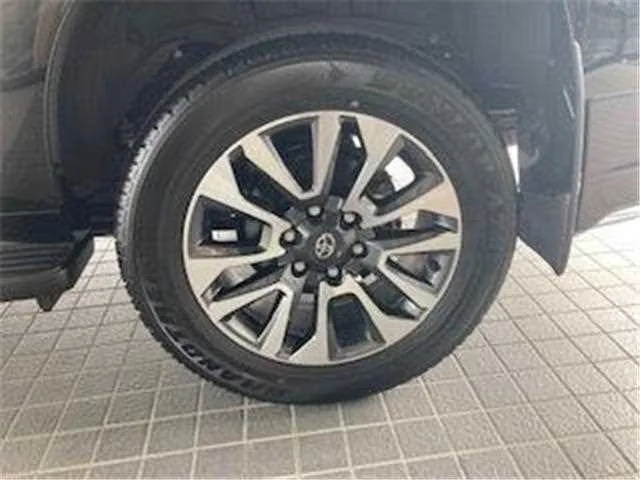 Toyota Land Cruiser Prado 2022 — миниатюра 4