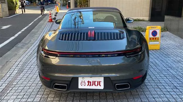 Porsche 911 4 PDK 2022 — миниатюра 5
