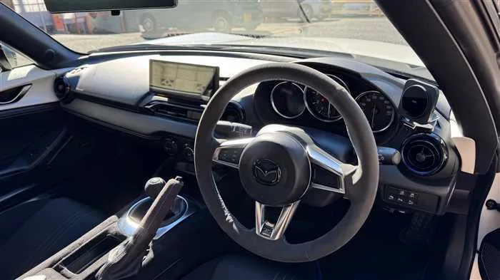 Mazda Roadster 990S 2023 — миниатюра 3