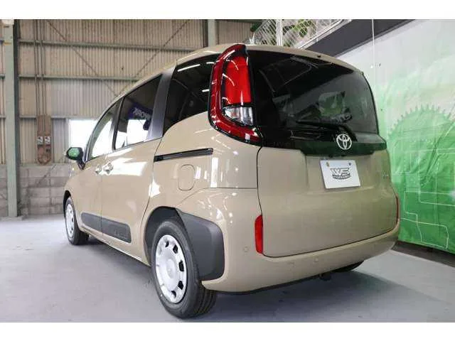 Toyota Sienta 2025 — миниатюра 5