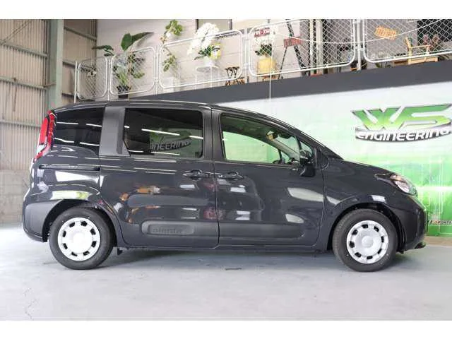 Toyota Sienta 2025 — миниатюра 5