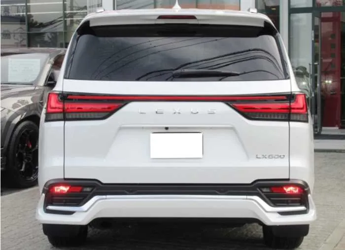 Lexus LX Base grade 4WD 7seats sunroof 2023 — миниатюра 4