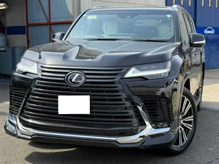 Lexus LX Base grade 4WD 7seats sunroof 2023 — фото 1, купить с доставкой в Москву