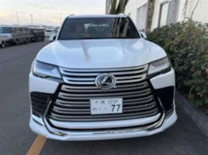 Lexus LX LX600 4WD 7seats sunroof 2023 — миниатюра 5