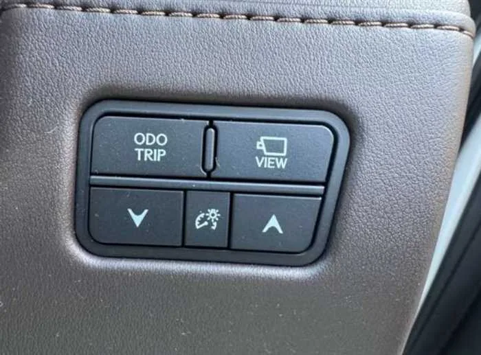 Lexus LX LX600 4WD 7seats sunroof 2023 — миниатюра 4